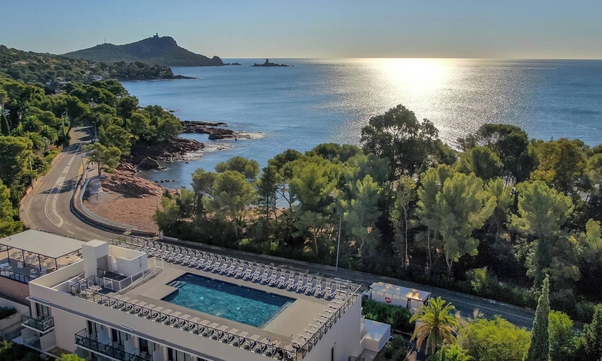 Boulouris-sur-Mer Apartment | Bon Rapport Qualité-Prix | Accès Piscine