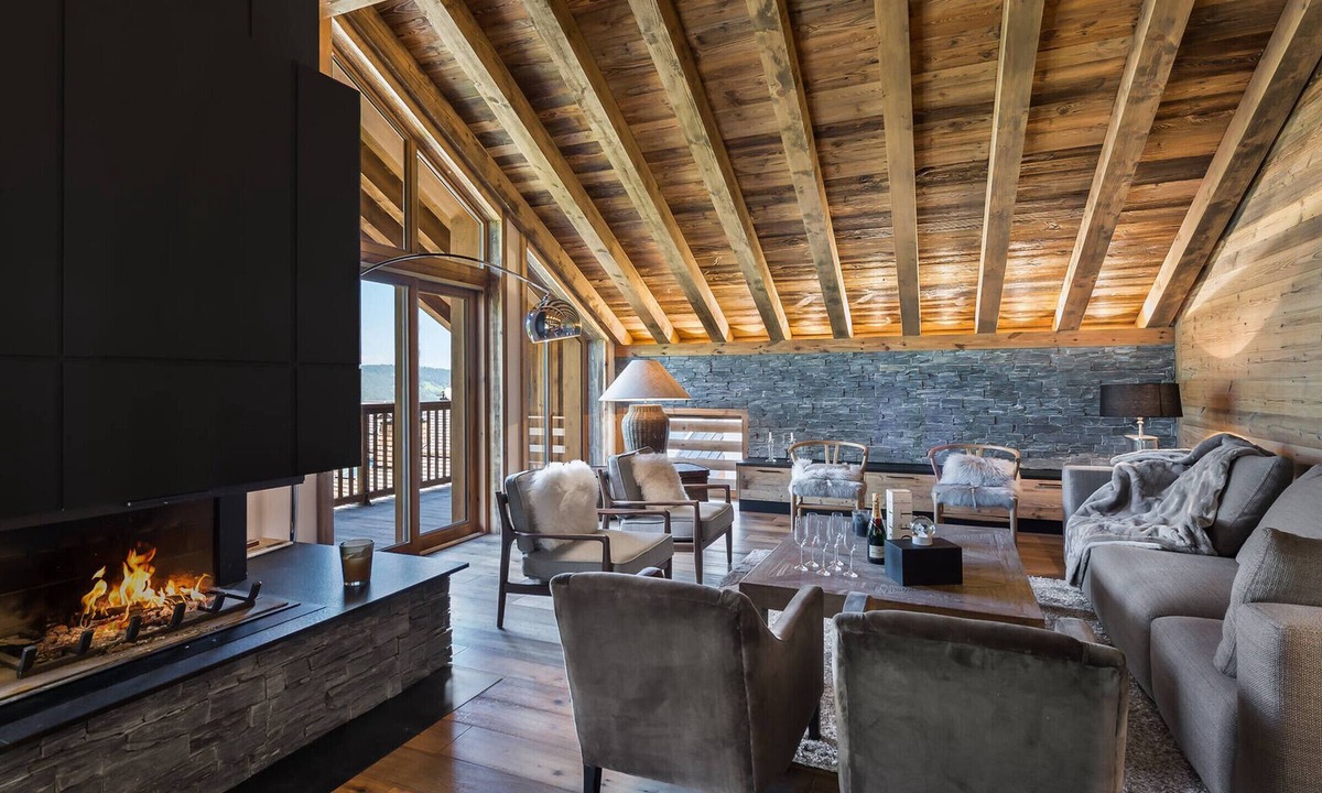 Meribel Village Apartment | Bright 5-bedroom duplex with sauna in Méribel