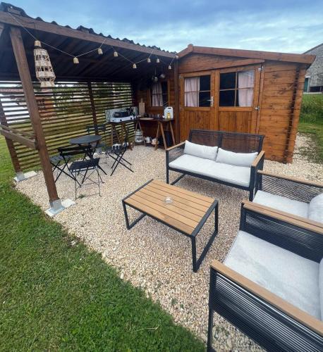 Savigne Other | Cabane Feuille - Glamping on a vineyard - Wooden Cabin