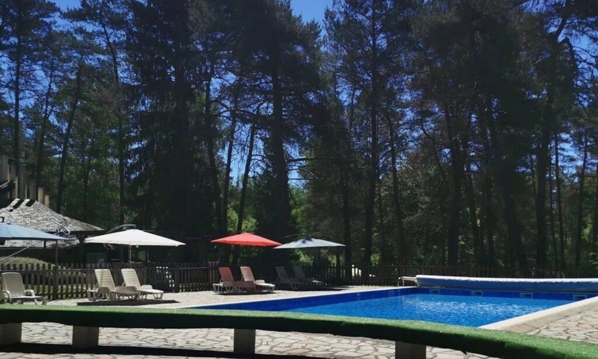 Palisse House | Camping 3 étoiles - Piscine - ccbgffd