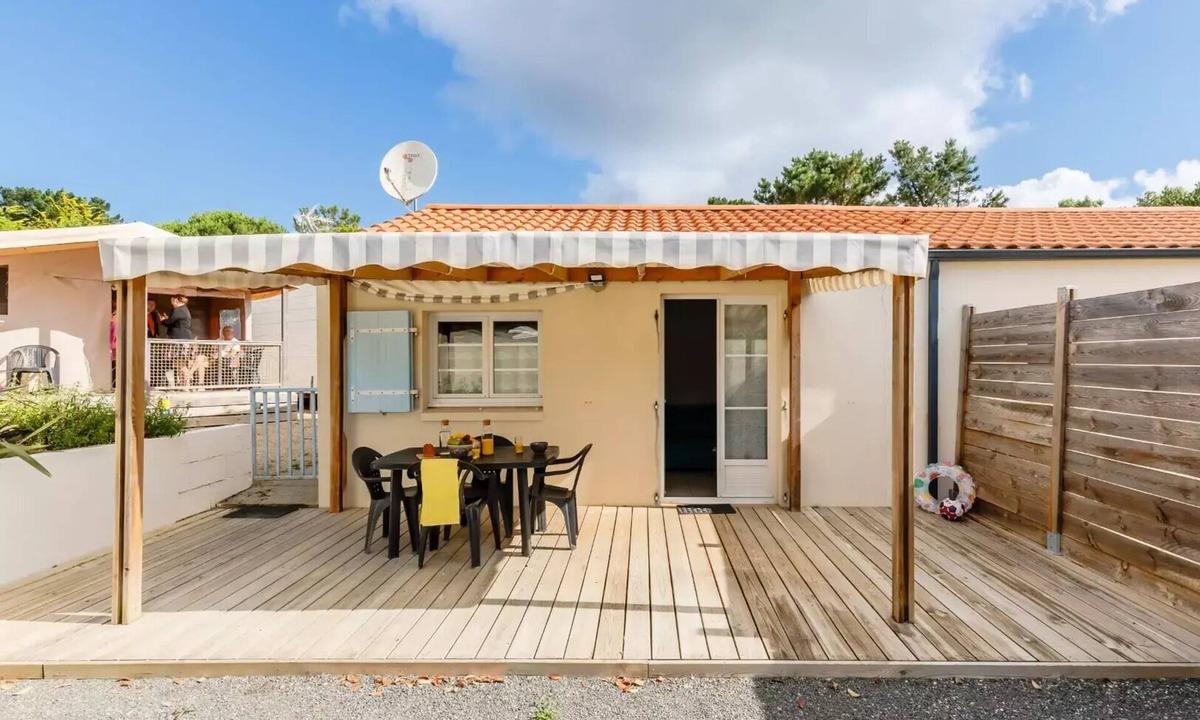 Saint-Hilaire-de-Riez Villa | Camping maeva Escapades La Parée du Both * - 2 Room Gite 2/3 People + TV