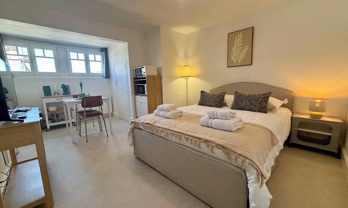 Brive-la-Gaillarde Apartment | Casa Foch #3 - Studio - Proche Hyper Centre