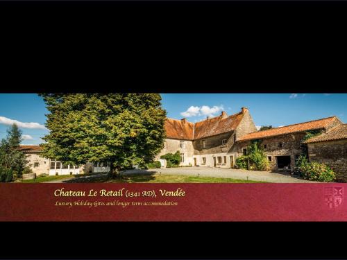Saint-Hilaire-des-Loges House | Château le Retail