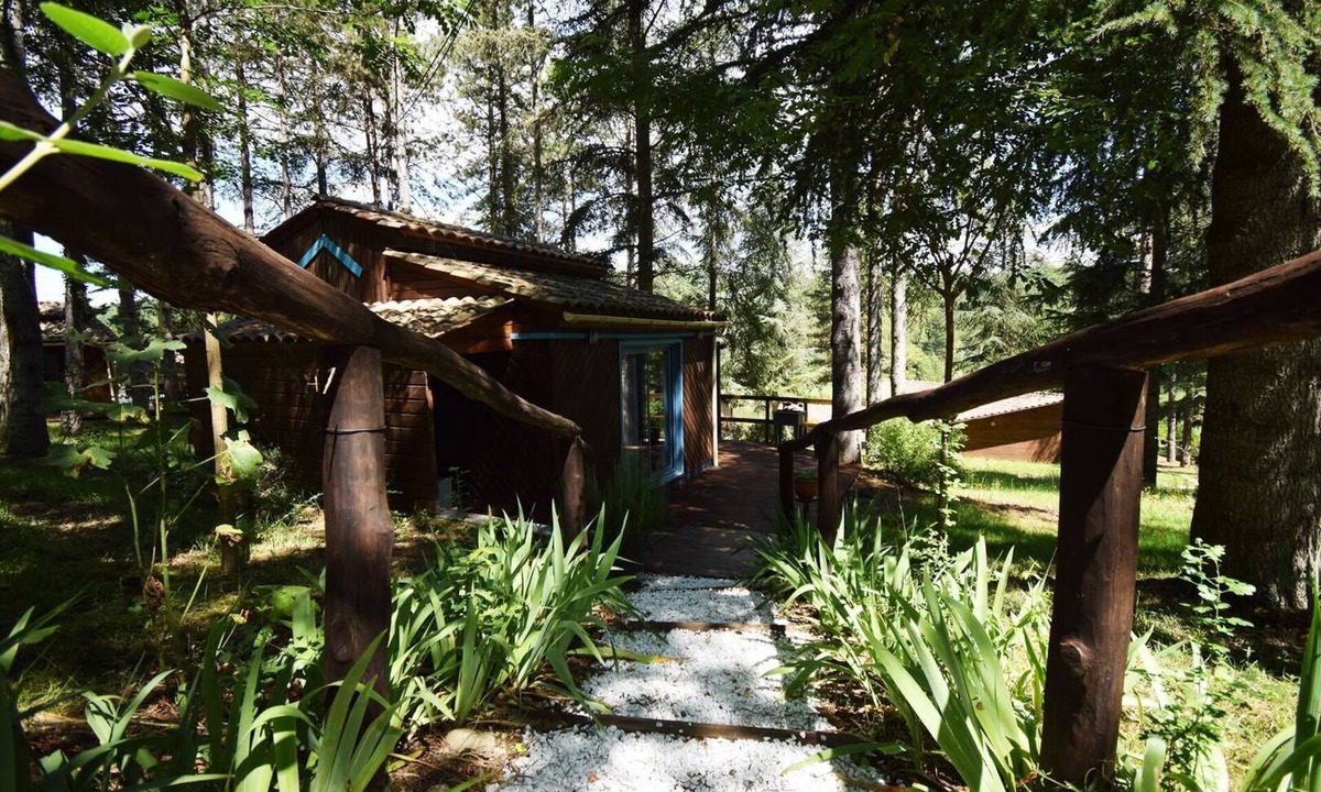 Layrac Ski Chalet | Chalet avec piscine au Domaine du Lac de Goulens