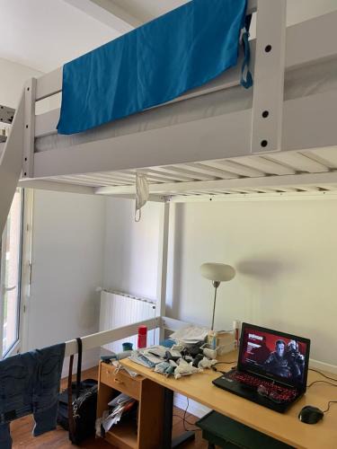 Saint-Sebastien-sur-Loire House | Chambre colocation Lit mezzanine