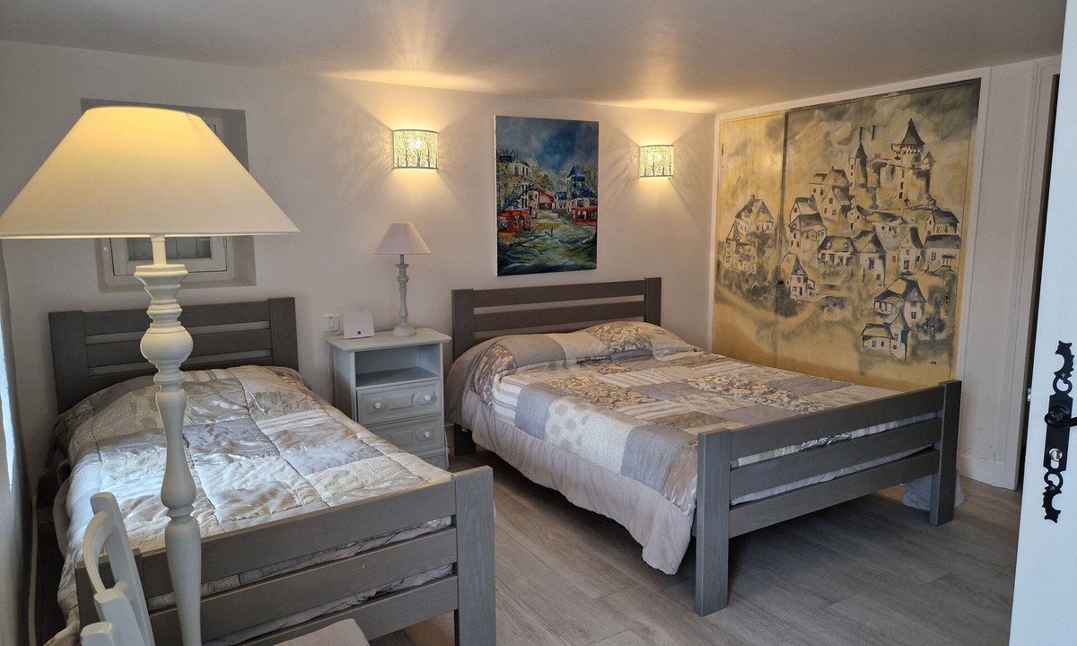 Castelnaud-la-Chapelle Villa | CHAMBRE D'HÖTE AT THE FOOT OF THE CHATEAU SLIDING-SCALE RATES PLUS 2 NIGHTS WEEKEND INCLUDED