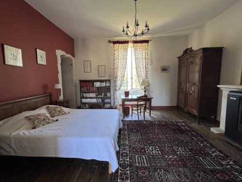 Londigny Bed & Breakfast | Chambres d'hôtes au château du Breuil à Londigny