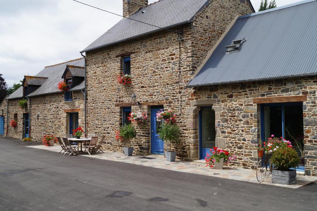 Dol-de-Bretagne Bed & Breakfast | Chambres d'Hôtes La Loubatais