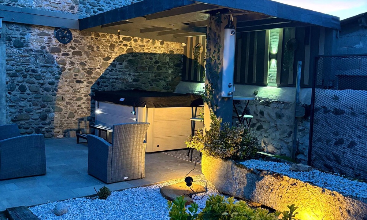 Verdets Apartment | Charme/Détente : Renovated Béarnaise barn with Spa