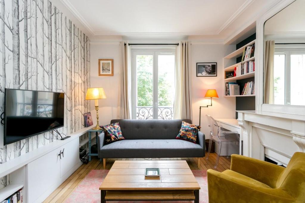 14th Arrondissement Apartment | Charming 2 Bedroom Property near Montparnasse
