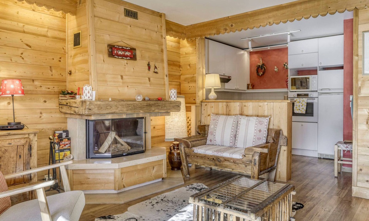 Megeve Apartment | Charming 3-Bed Apartment in Megève – Close to Center, Pool, Tennis, Parking