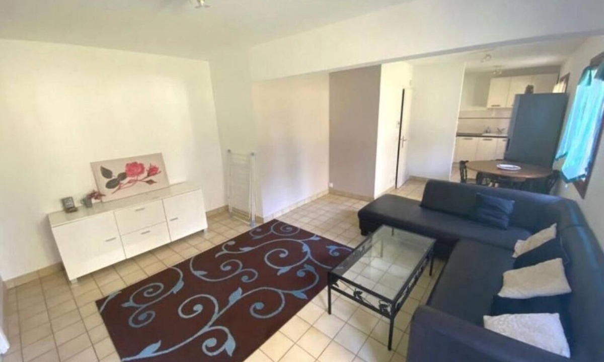 Prevessin-Moens House | Charming apartment near Switzerland