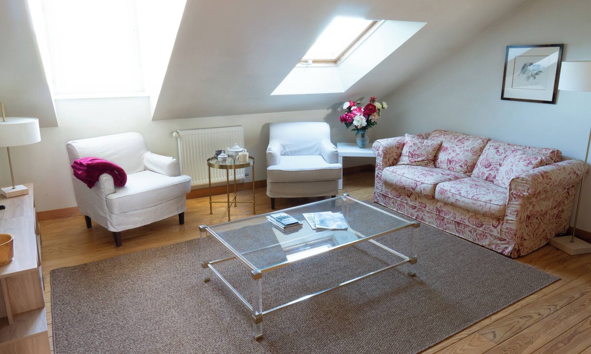 Sable-sur-Sarthe Apartment | Charming "Belle Epoque" apartment on the borders of Maine and Anjou