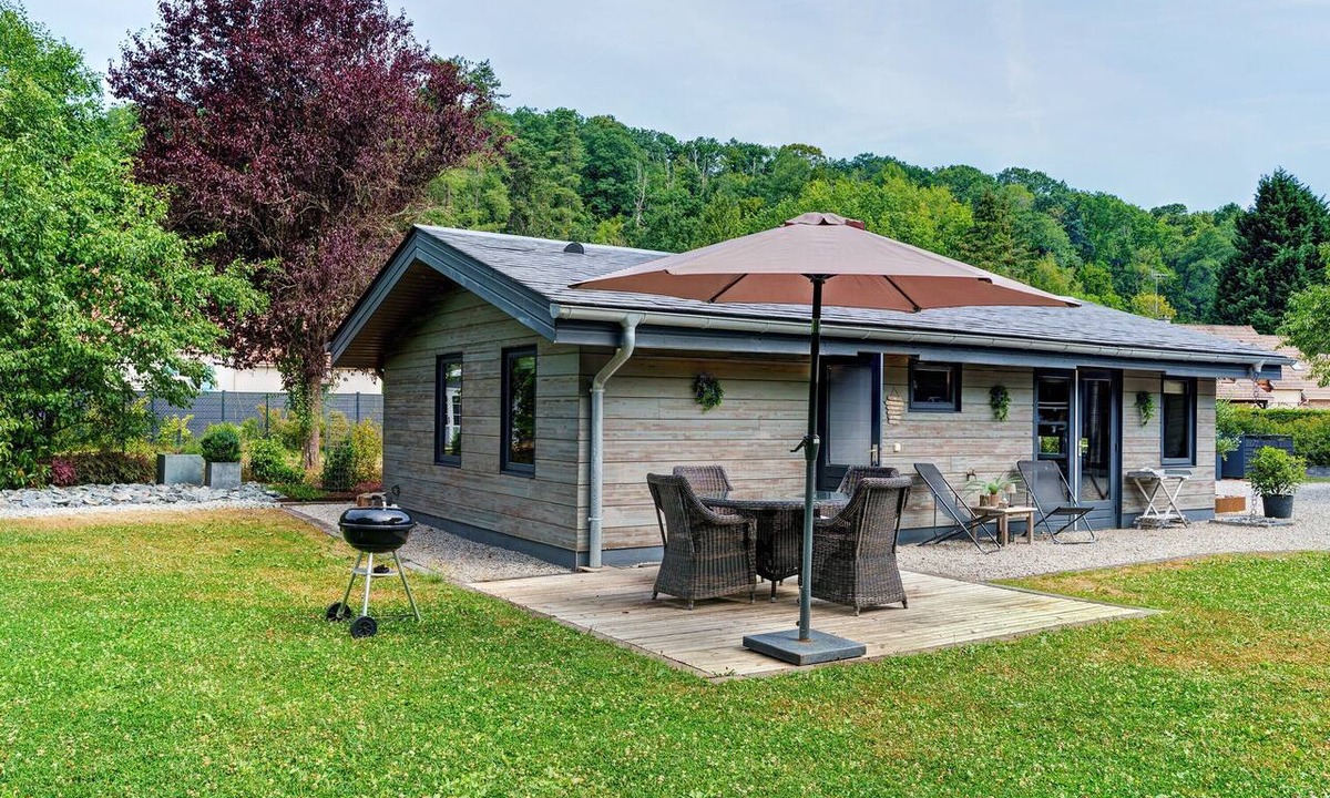 Levis-Saint-Nom House | Charming Chalet in the Heart of the Chevreuse Valley