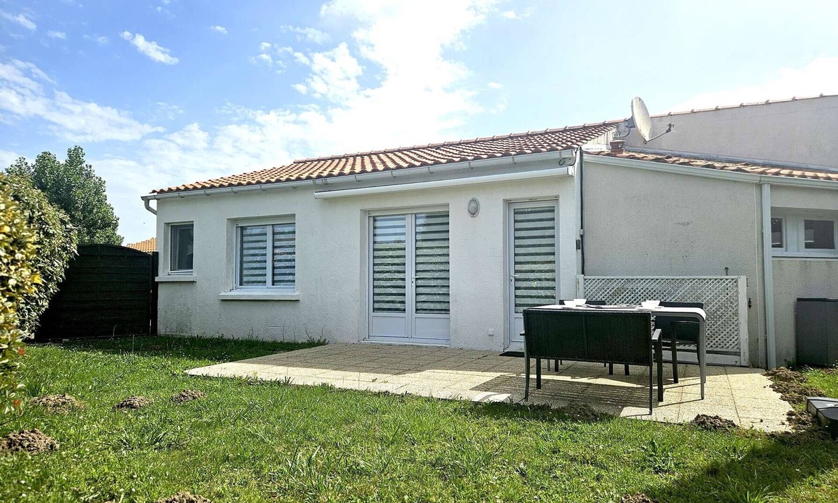 Saint-Hilaire-de-Riez House | Charming 3-room house with mezzanine, terrace & parking, 5km from beaches - sleeps 6