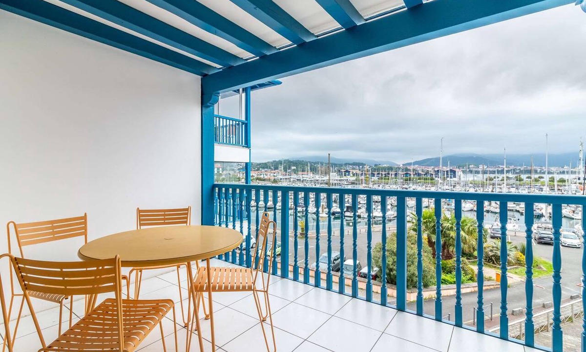 Hendaye Apartment | Charming one-bedroom apartment at the Hendaye harbor, within walking distance of the beach and in a peaceful setting