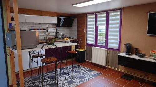 Bressuire Apartment | Chez David