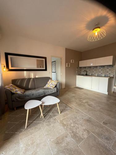 Villeneuve-Loubet Apartment | CONFORTABLE T2, PARKING PRIVE dans RESIDENCE SECURISEE