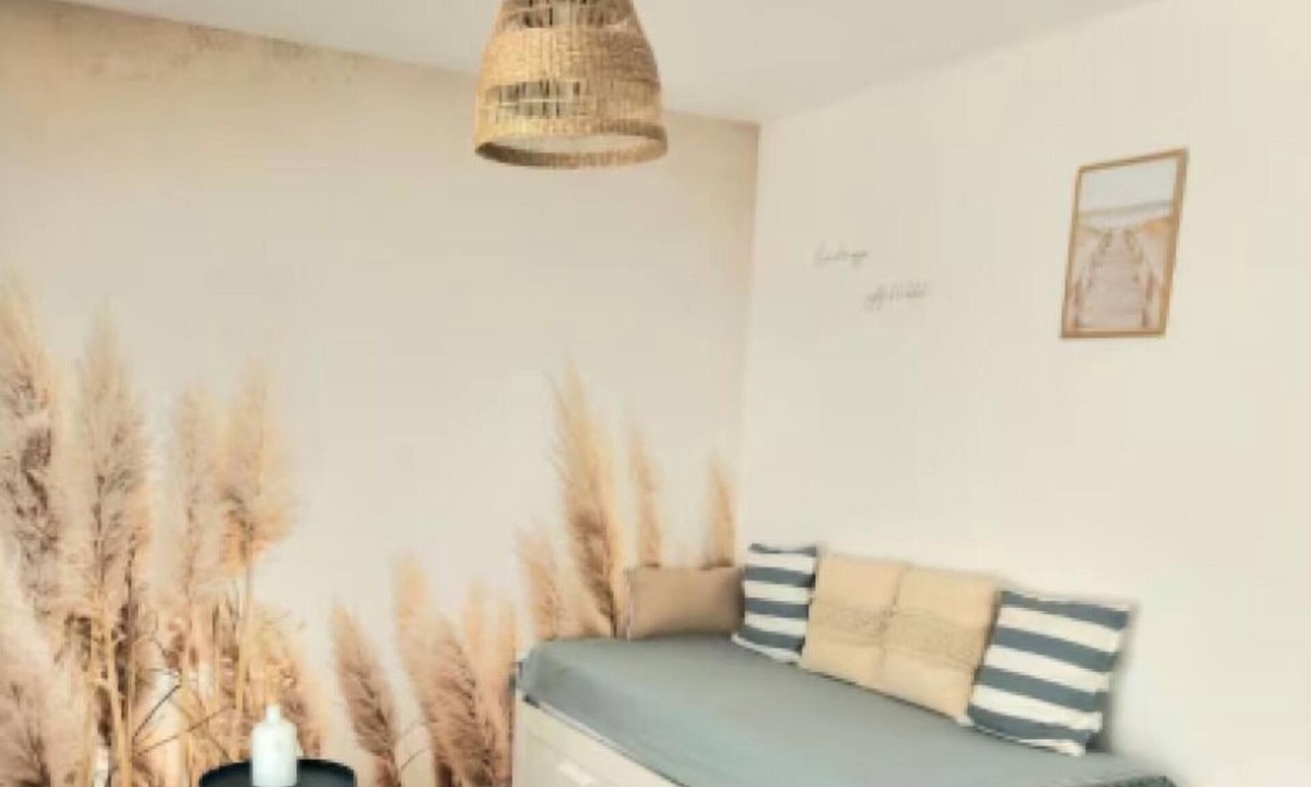 Bouin Apartment | Cosy house with bohemian decor 3 km from the sea, between Pornic and Noirmoutier