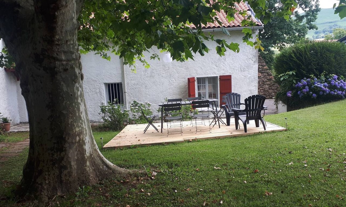 Urcuray Cottage | Cottage located in a natural environment, located between sea and mountain.