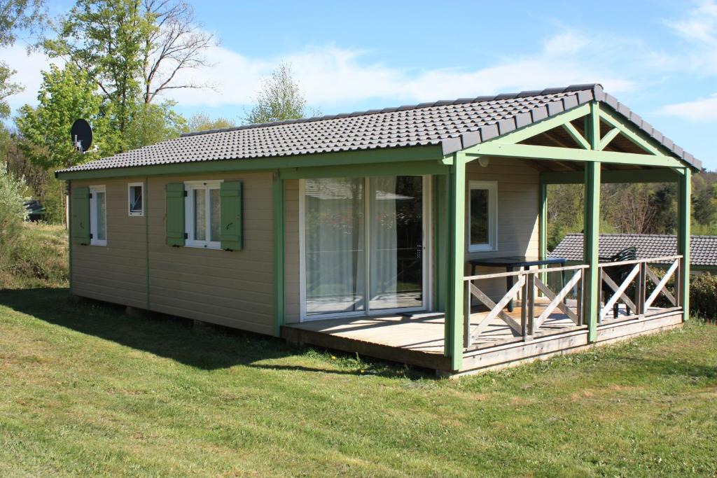 Beynat Resort | Cottages du Lac de Miel