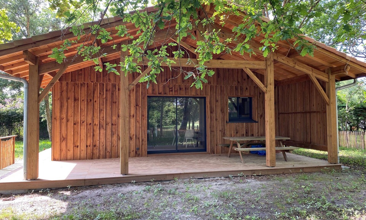 Leon House | Cozy wooden house, air-conditioned, between lake and ocean, near beach & forest - Léon