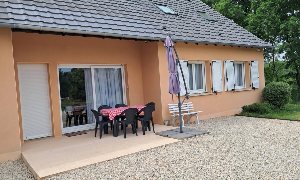 Brignac-la-Plaine House | Detached house just 5 minutes from Terrasson Lavilledieu—perfect for exploring the region!