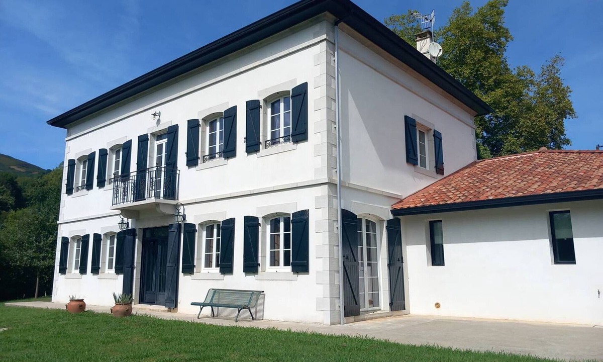 Mendionde House | Detached house in Mendionde, 8 people, large garden, near Basque coast