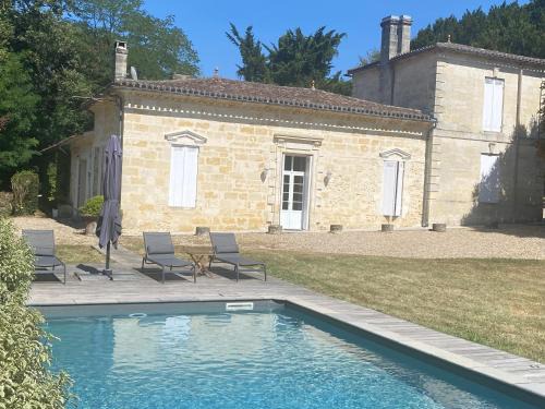 Cenac Villa | Domaine de La Mouleyre proche Bordeaux, fraîcheur des murs en pierre