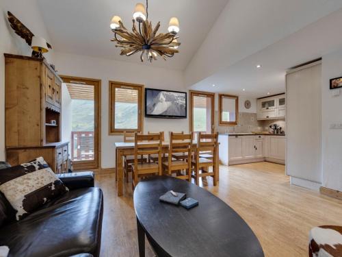 Tignes le Lac Apartment | Duplex de Standing 4 Chambres, Ski aux Pieds à Tignes le Lac - FR-1-641-106