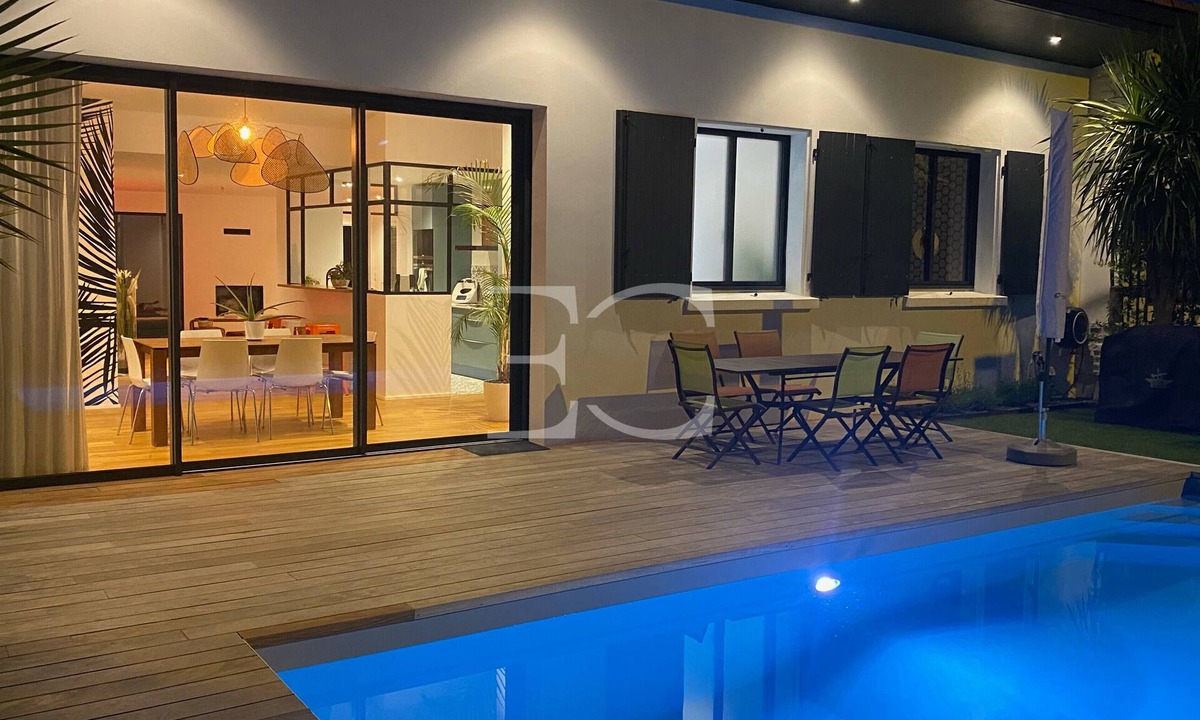 Biarritz Villa | Easy Clés- City center Villa 3 bedrooms A/C