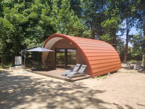 La Batie-Montgascon Cabin | Ecolodge Insolite