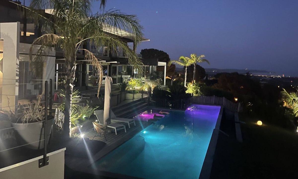Hyeres Villa | exceptional new ultra modern villa 400m2 panoramic sea, city, islands ...