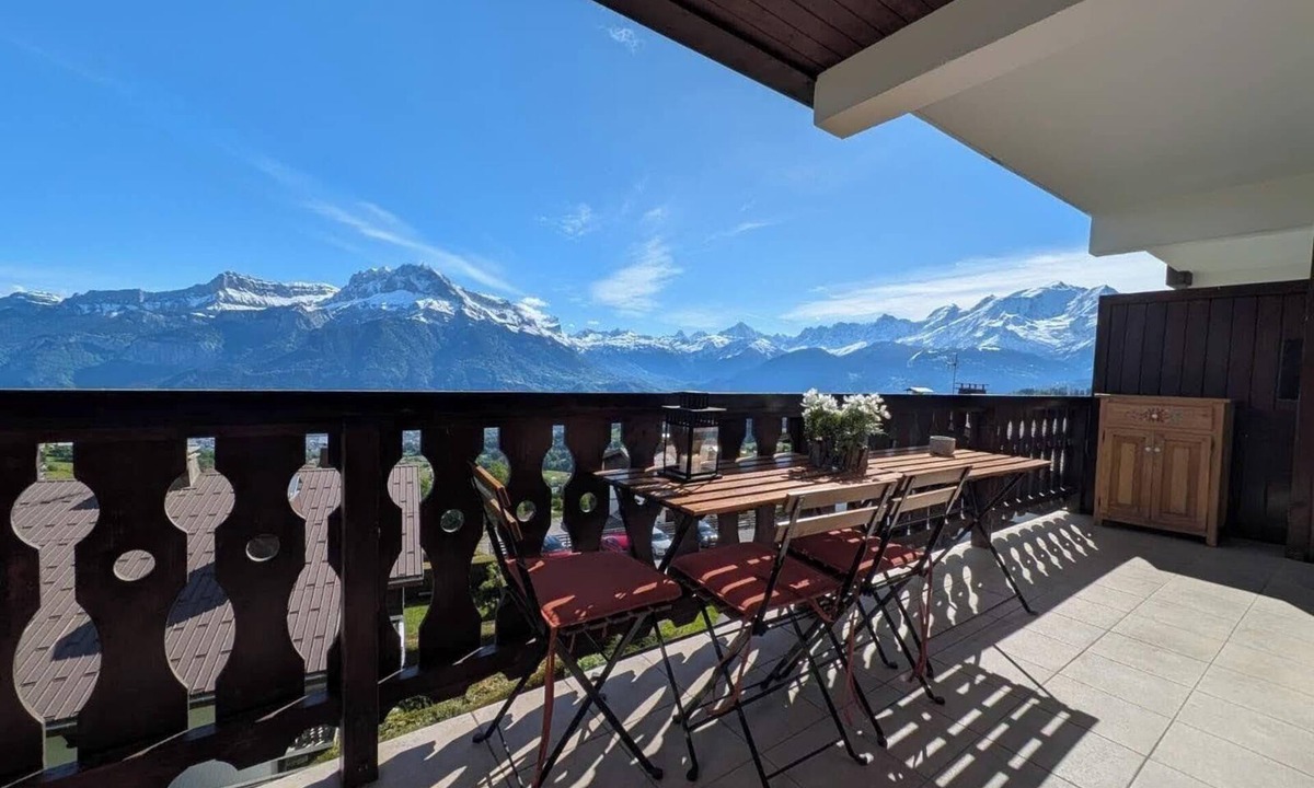 Cordon Apartment | Fully renovated duplex with exceptional view of the MONT BLANC