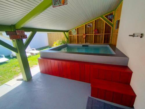 Brach House | Gîte avec bain à remous privé entre Bordeaux et Lacanau océan
