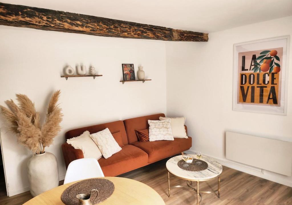 Vianne Apartment | Gîte de 55m2 pour 2 à 3 personnes, au cœur de la Bastide, draps, serviettes, wifi, clim et inclus