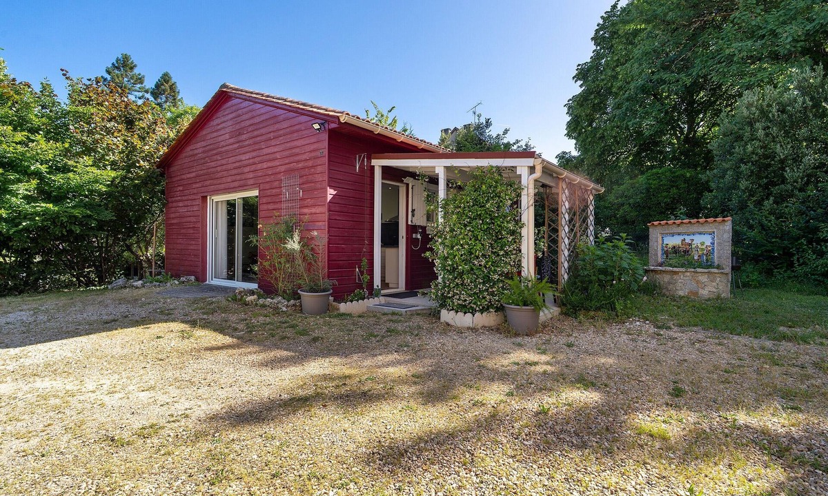 Vergt House | Gîte le Chalet in Vergt Between Périgueux and Bergerac