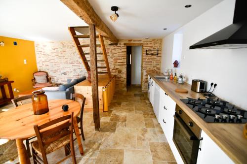 Saint-Jean-de-Thurac House | Gîte Roméo le clos st jean