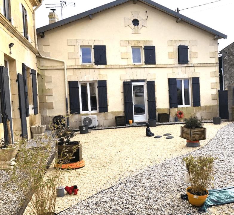 Bois House | Gîte zen près thermes de jonzac