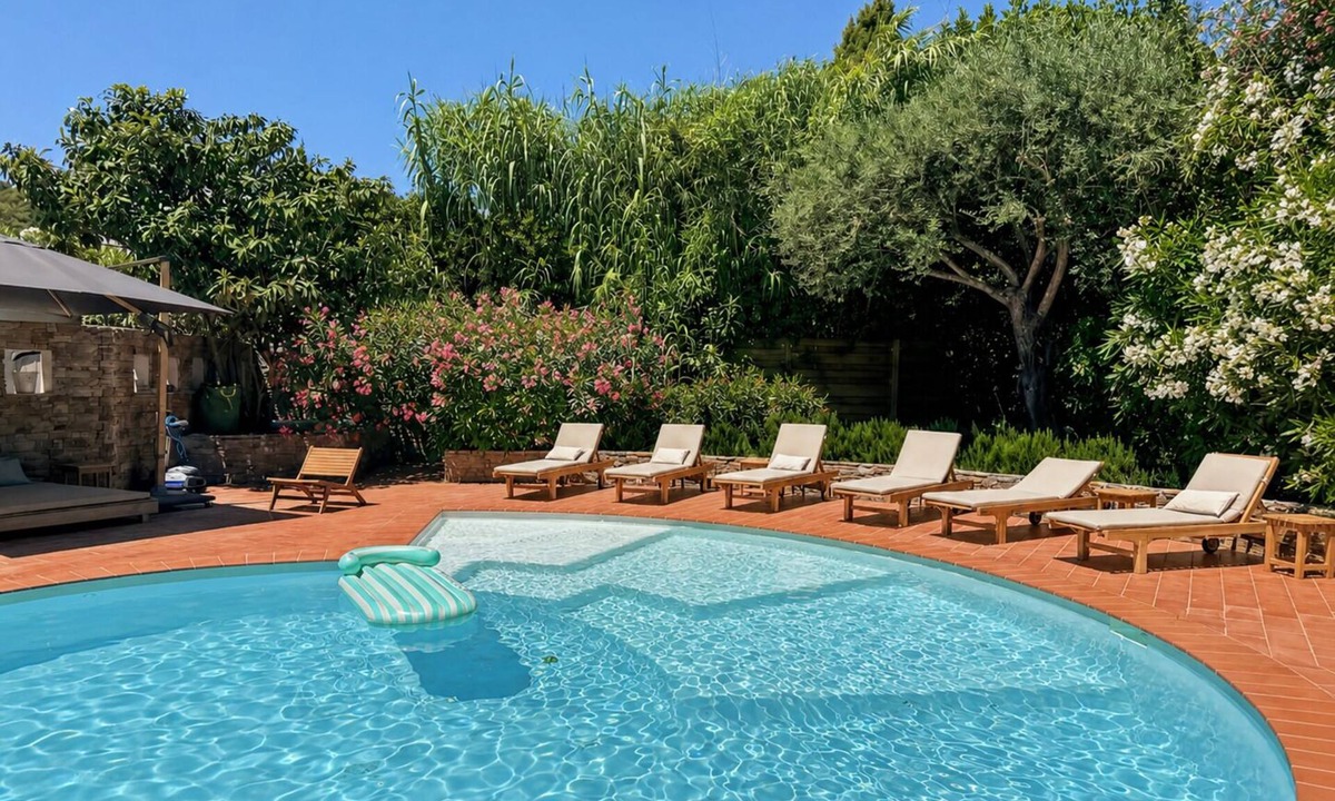 La Croix-Valmer Villa | Gigaro district, 10 minutes walk from the beach - villa for 12 people