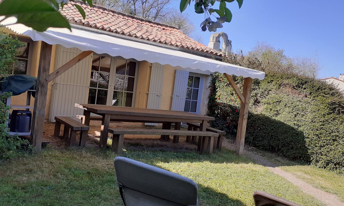 Maillezais House | Gîte Coté Abbaye - In the heart of the Marais Poitevin