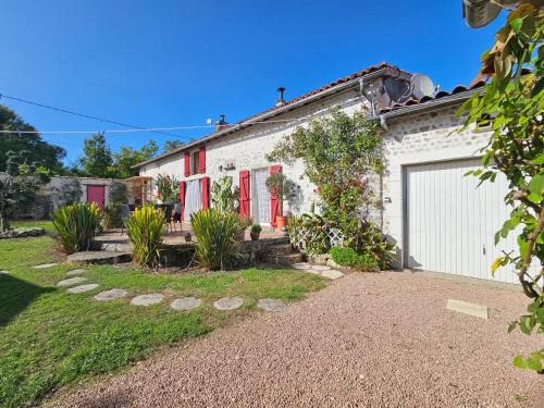 Saint-Maigrin House | Gite du Passignac