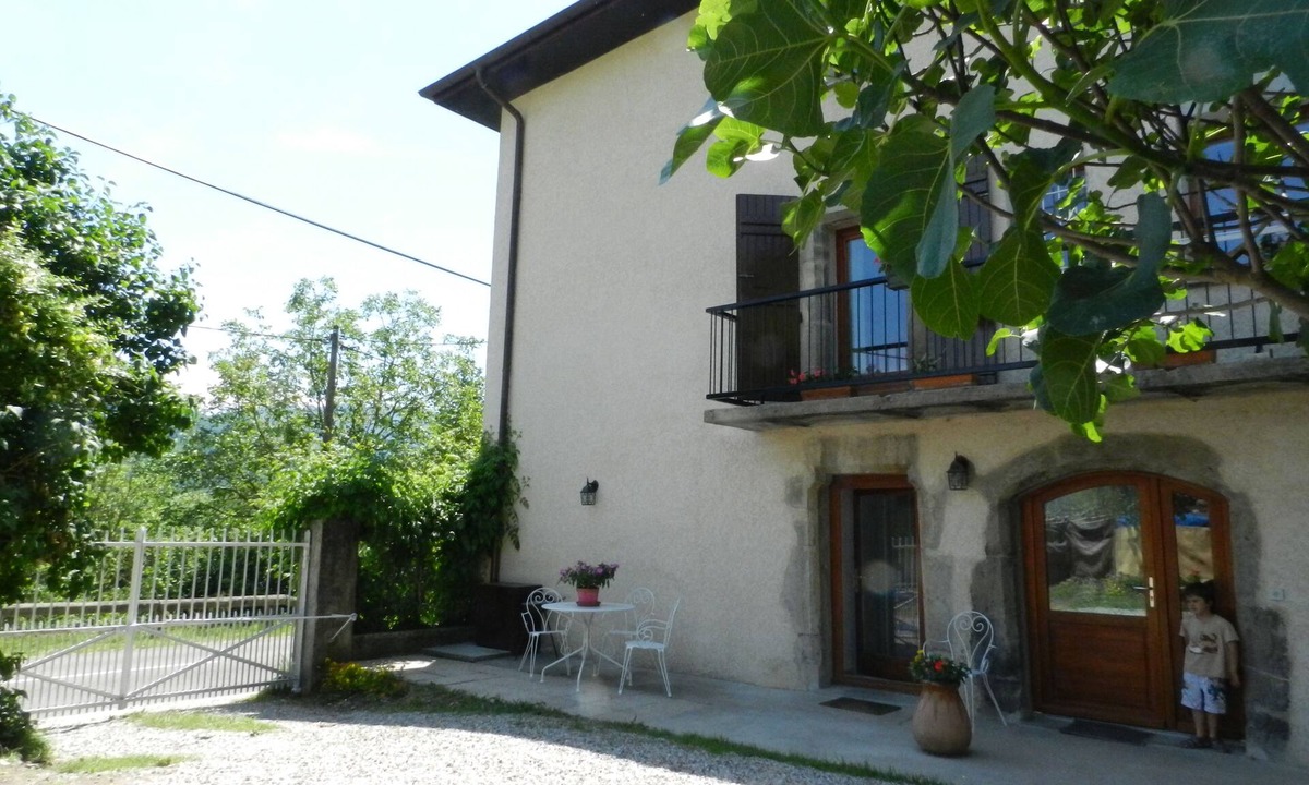 Sainte-Helene-du-Lac Apartment | GITE LES PLATANES T2 de 33m2, 3* AU CALME PROCHE LAC