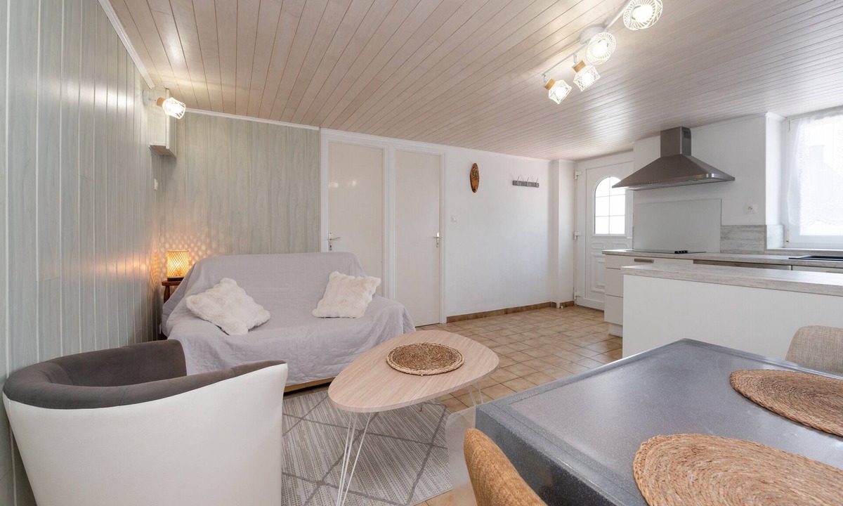 Plouhinec House | Gite "Tal er Mor" – Peaceful Retreat by the Sea