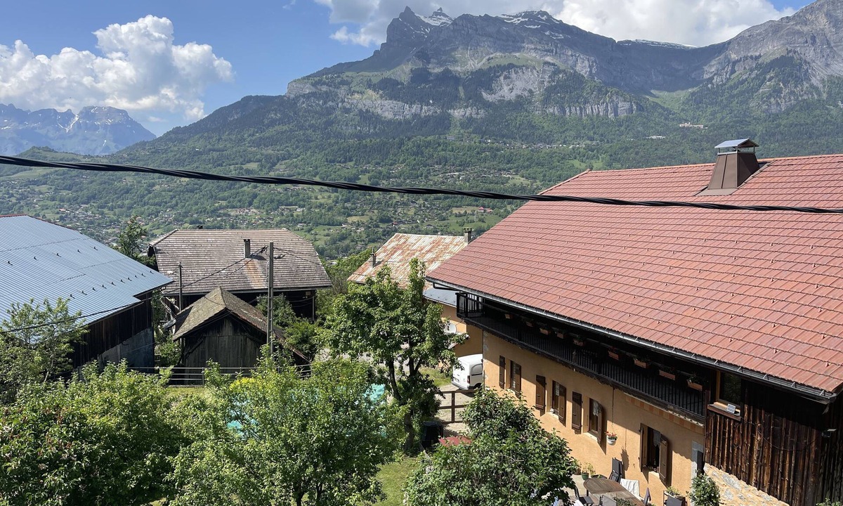 Passy Apartment | Grand Appartement Avec Très Grande Terrasse de 50m2 Dans 1 Village Haut-savoyard