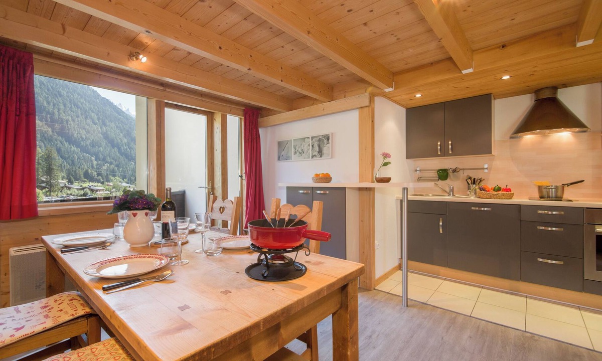 Argentiere Apartment | Grand Roc A218 150m from Slopes, View & Parking, Argentière (Chamonix), France