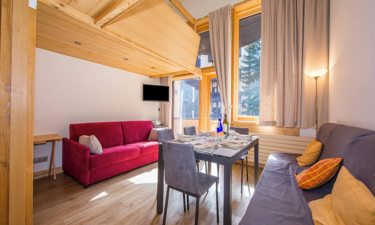 Argentiere Apartment | Grand Roc B121 260m from Slopes, View & Parking, Argentière (Chamonix), France