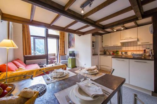 Argentiere Apartment | Grand Roc B207 from Slopes 260m, View, Parking & WiFi - Happy Rentals
