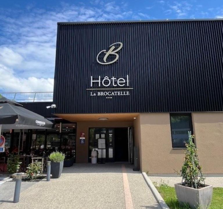 Molinges Hotel | Hôtel Restaurant AKENA Molinges - La Brocatelle
