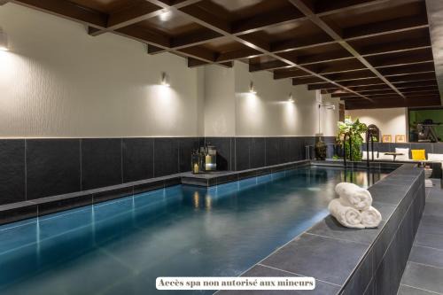 Brive-la-Gaillarde Hotel | Hôtel & SPA Le Chêne Vert